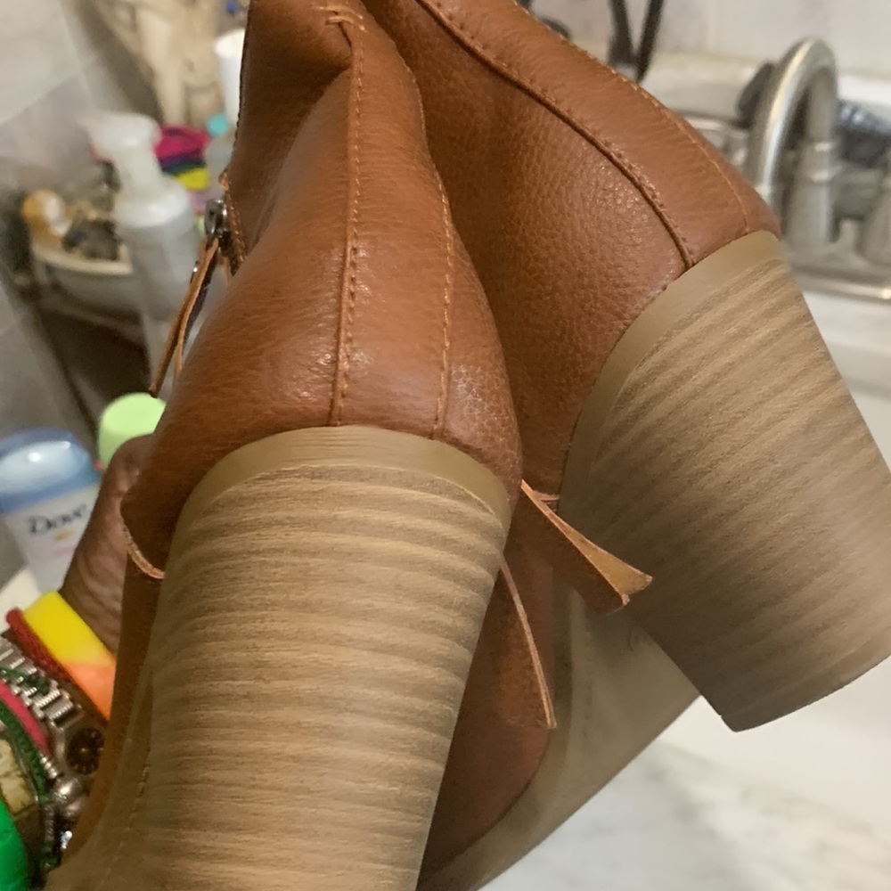 Universal Thread Booties - image 5